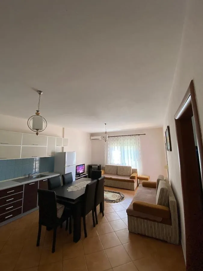 Rayde Apartments غوليم